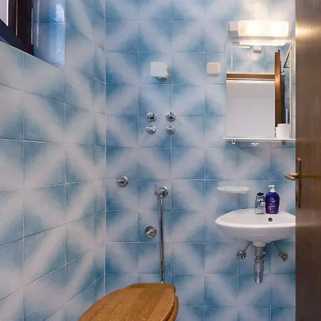 Apartament Charmantes Mit Meerblick, Privatparkplatz, Grillplatz, Wifi, Klima *